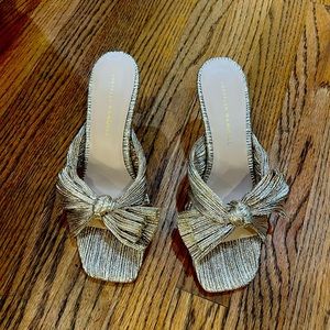 Loeffler Randall Claudia Pleated Skinny Heel Mule. champagne. Size: 8 Runs small